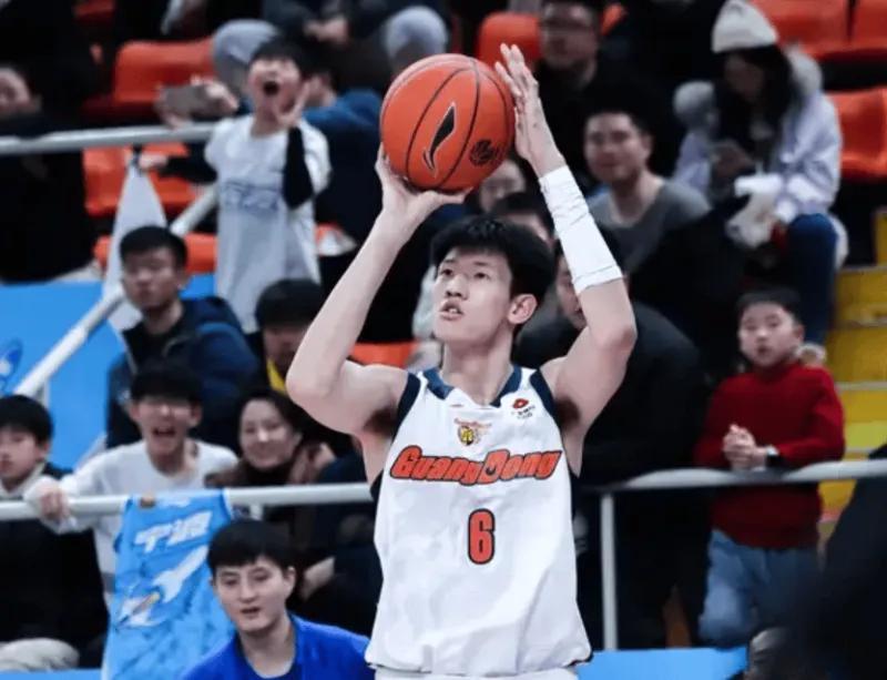 博鱼体育登录入口-广东3小将终于出价值！黄明依暴走却被DNP，王洪泽回暖，杨溢不错